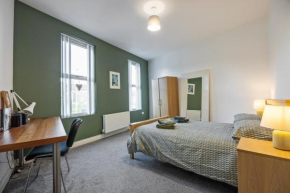 Casement Townhouse, Falls Road, Belfast